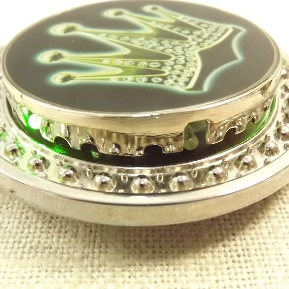 King's Crown Light-up Belt Buckle - Picture 8 of 8